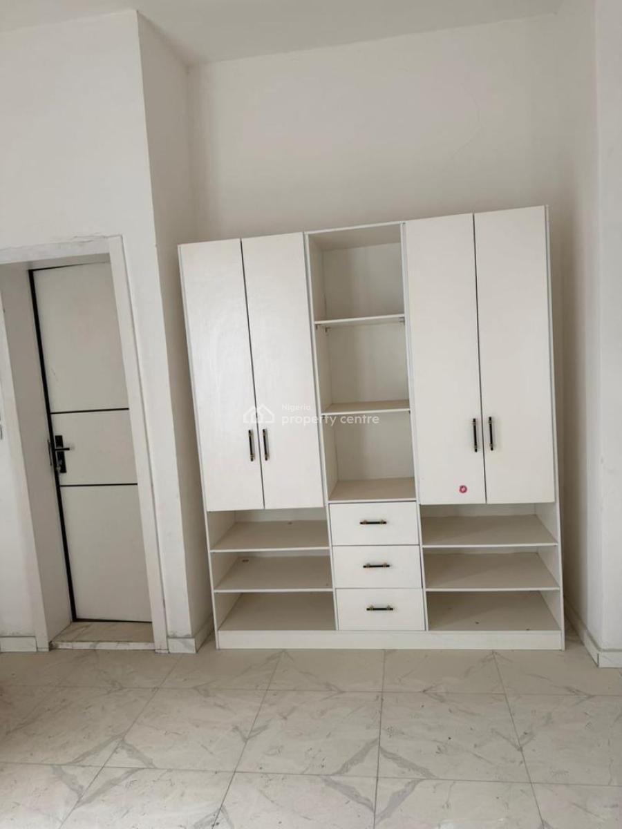 Semi-detached Haven : 4 Bedroom, Ikota, Lekki, Lagos, Semi-detached Duplex for Rent