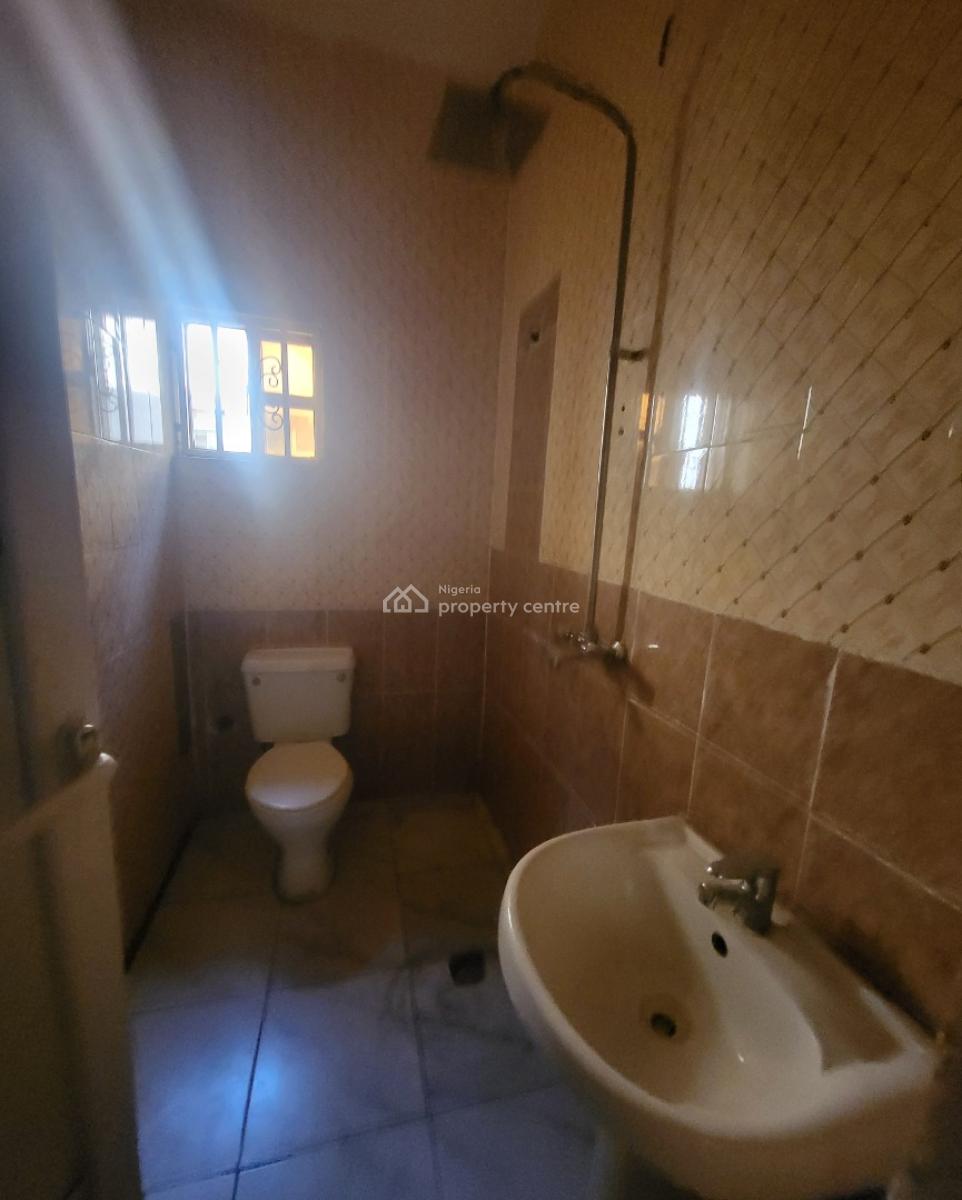 Massive Luxurious 3 Bedroom Flat, By American International School, Durumi, Abuja, Flat / Apartment for Rent