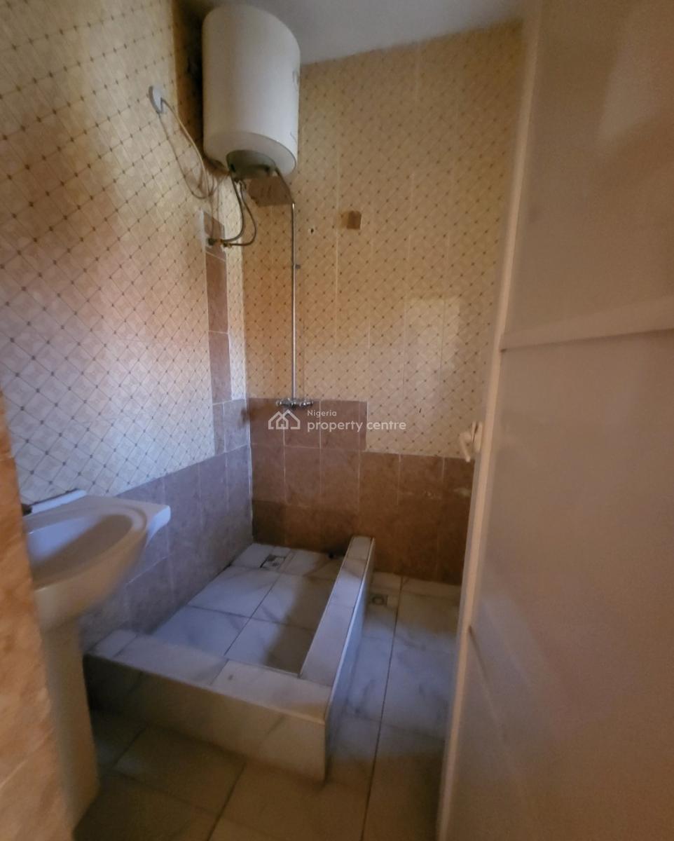 Massive Luxurious 3 Bedroom Flat, By American International School, Durumi, Abuja, Flat / Apartment for Rent