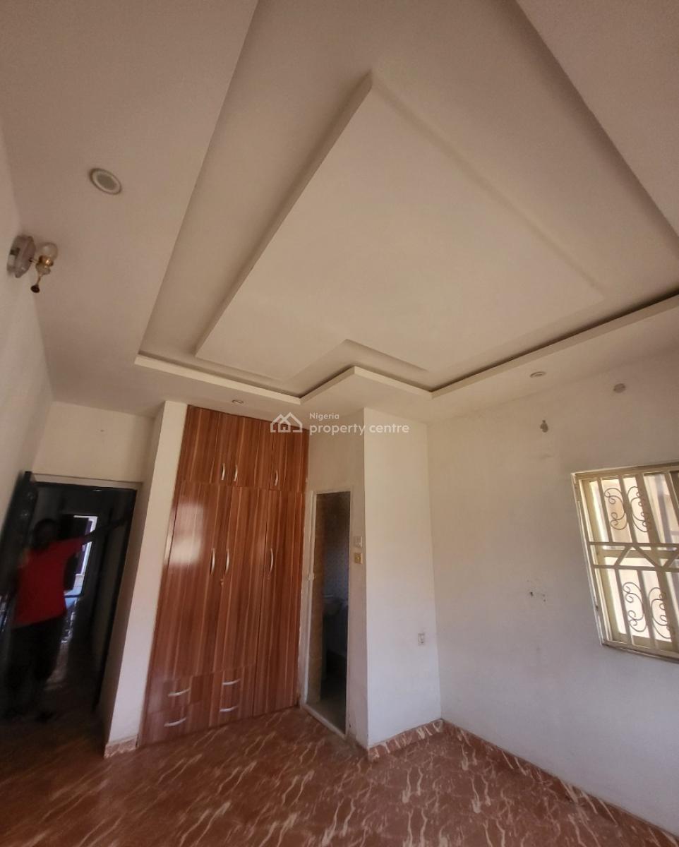 Massive Luxurious 3 Bedroom Flat, By American International School, Durumi, Abuja, Flat / Apartment for Rent