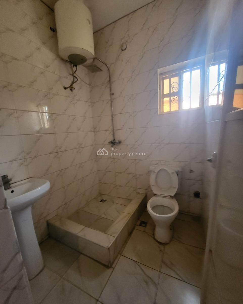 Massive Luxurious 3 Bedroom Flat, By American International School, Durumi, Abuja, Flat / Apartment for Rent