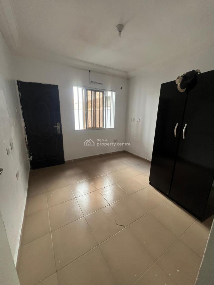 Luxury 3 Bedroom Bungalow with Excellent Facility, Abraham Adesanya Estate, Ajah, Lagos, Detached Bungalow for Rent