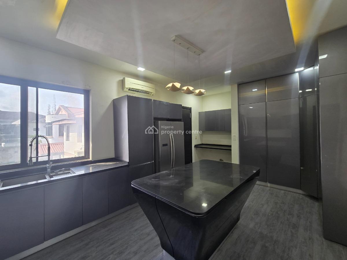 Well Finished 4 Bedroom Terrace Duplex with Bq & Private Elevator, Queens Drive, Ikoyi, Lagos, Terraced Duplex for Sale