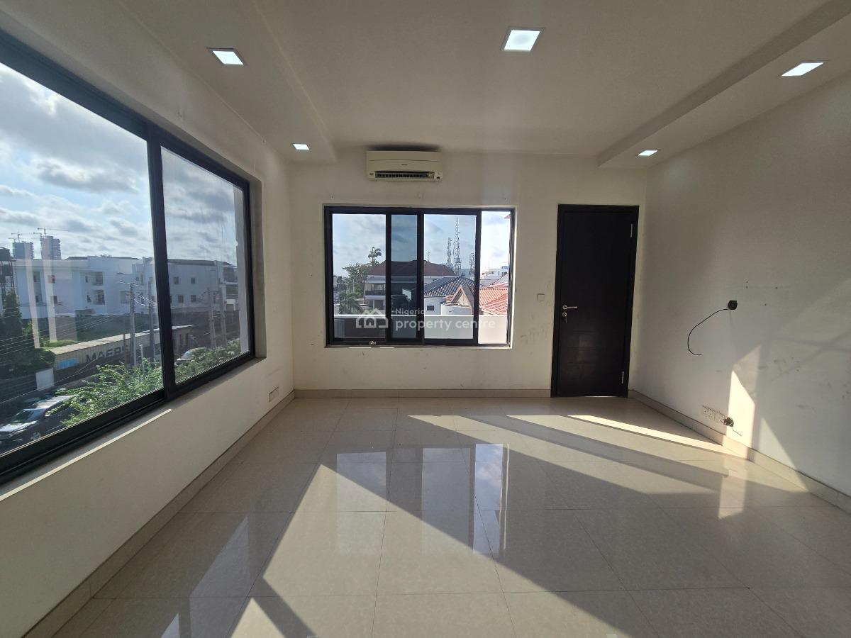 Well Finished 4 Bedroom Terrace Duplex with Bq & Private Elevator, Queens Drive, Ikoyi, Lagos, Terraced Duplex for Sale