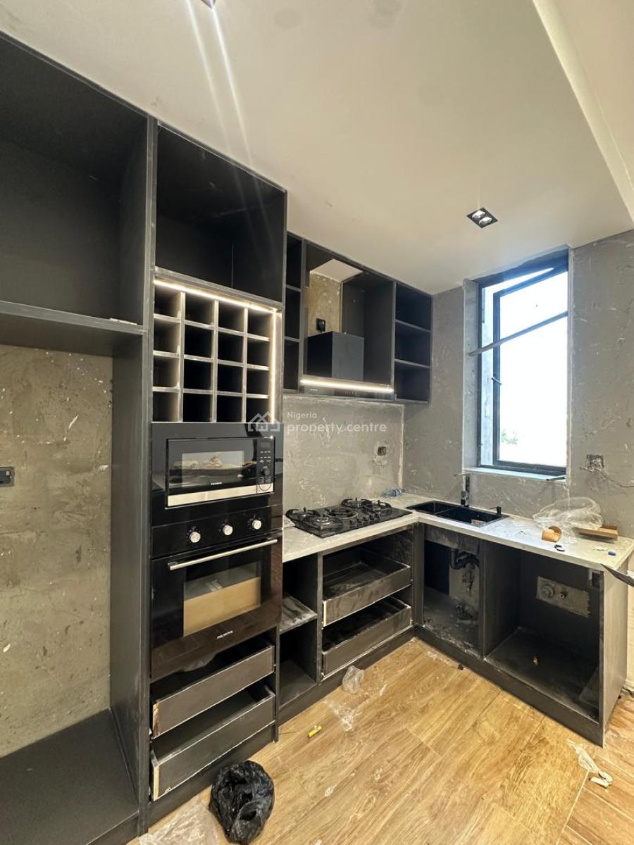 2 Bedroom Maisonette, Lekki Phase 1, Lekki, Lagos, Terraced Duplex for Rent