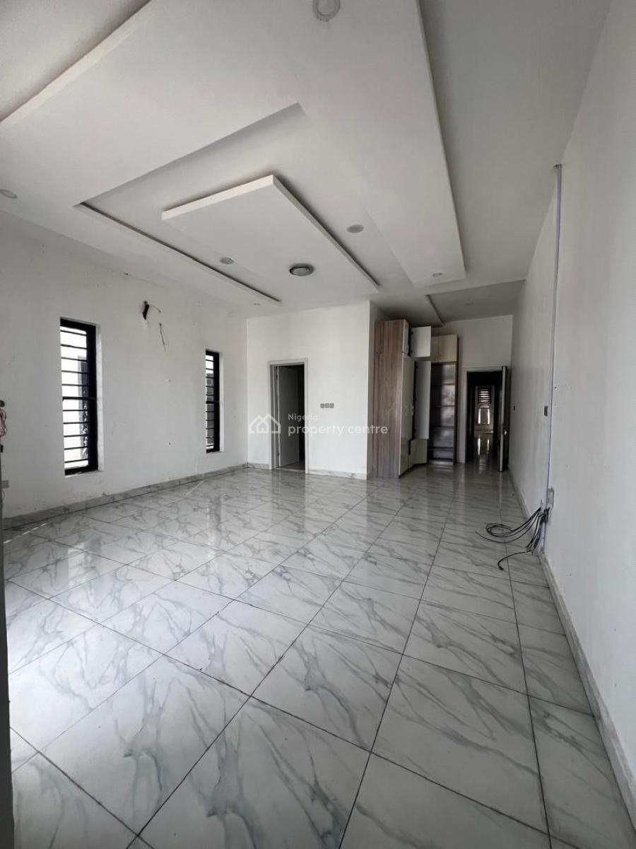 4 Bedroom Semi-detached House with Bq, Chevron, Lekki, Lagos, Semi-detached Duplex for Rent