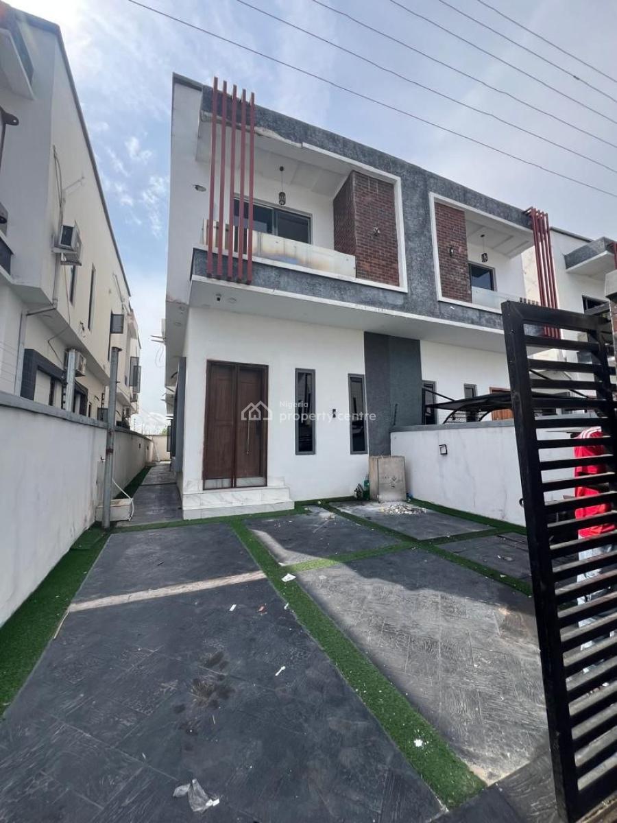 4 Bedroom Semi-detached House with Bq, Chevron, Lekki, Lagos, Semi-detached Duplex for Rent