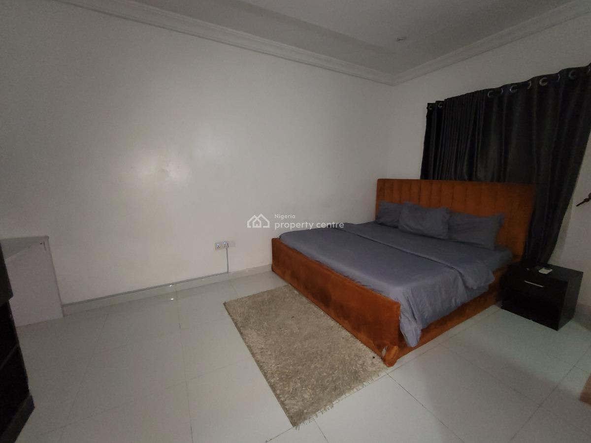 Serviced and Furnished 2 Bedroom Apartment, Lekki Phase 1, Lekki, Lagos, Flat / Apartment for Rent