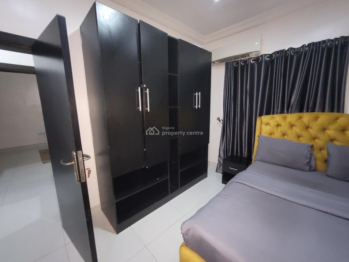 Serviced and Furnished 2 Bedroom Apartment, Lekki Phase 1, Lekki, Lagos, Flat / Apartment for Rent