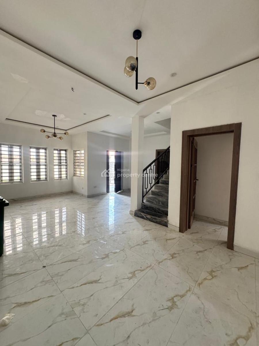 Luxury Built 4 Bedroom Terrace Duplex with Bq, Lekki Phase 1, Lekki, Lagos, Flat / Apartment for Rent