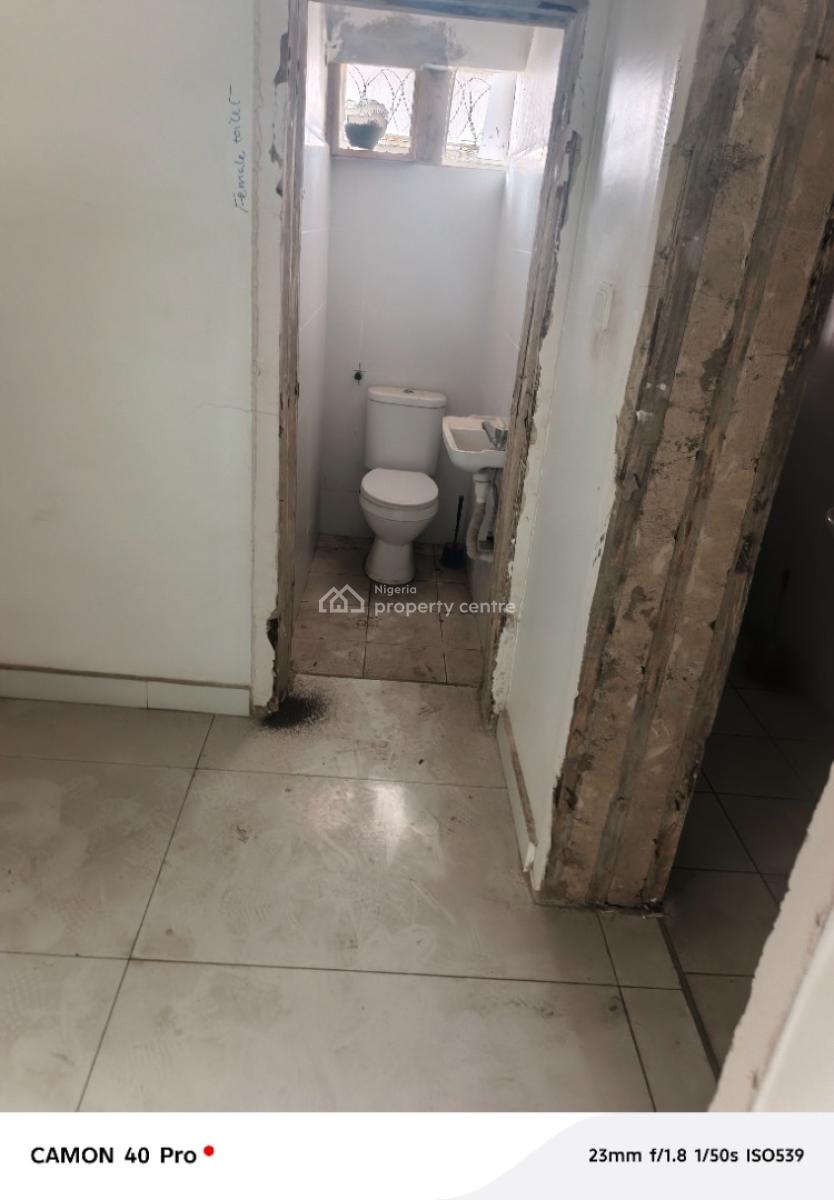 5 Bedroom Detached House with a Room Bq, Off Admiralty Road, Lekki Phase 1, Lekki, Lagos, Detached Duplex for Rent