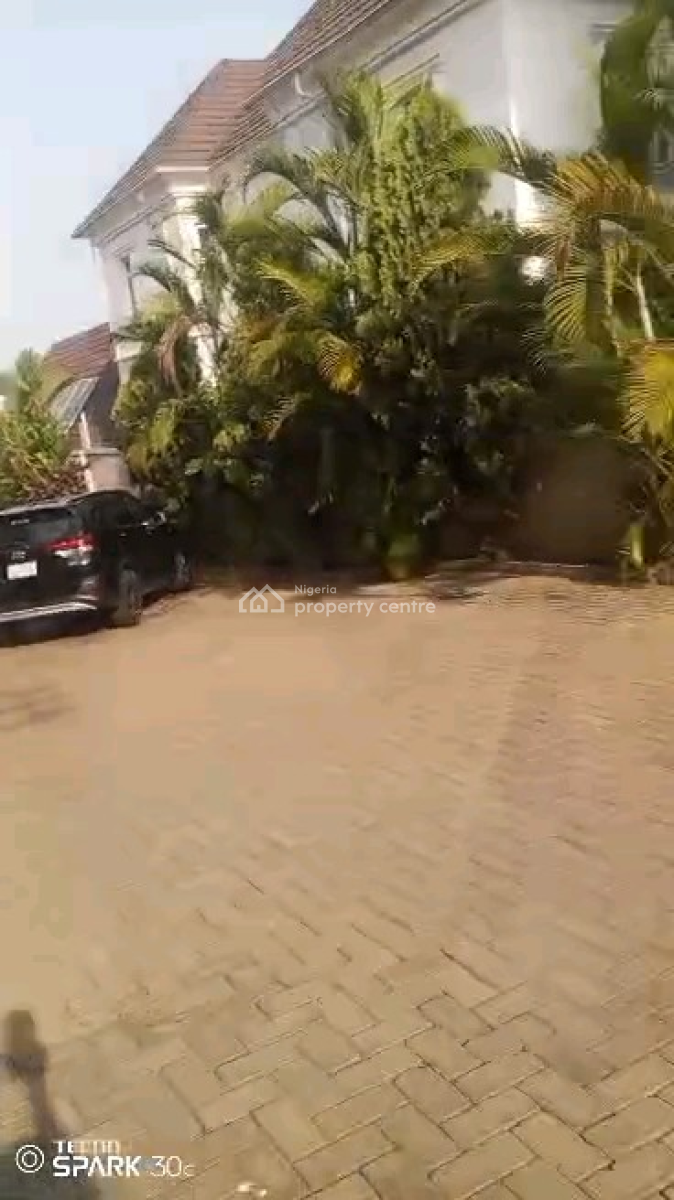 Luxurious 2-bedroom Terrace Duplex, Guzape District, Abuja, Terraced Duplex for Rent