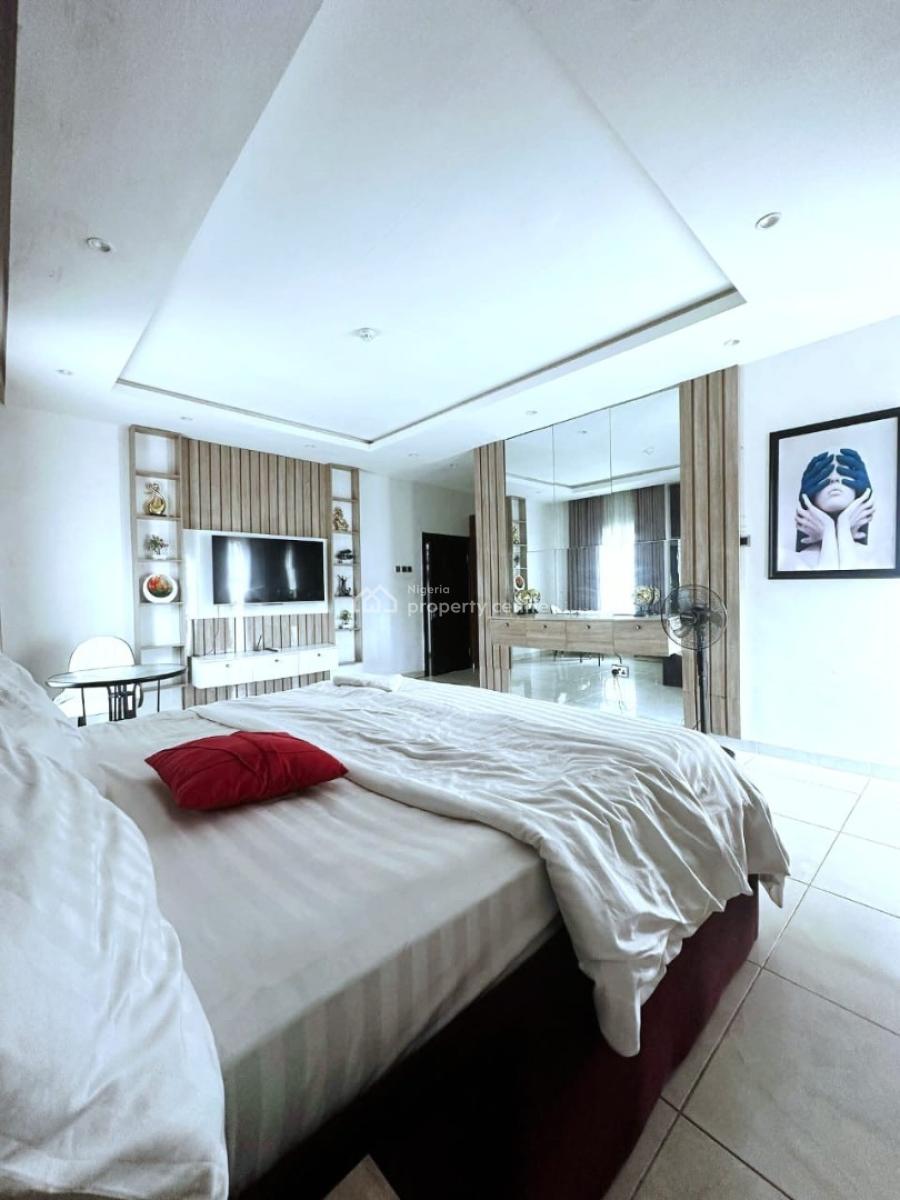 Extremely Spacious 3-bedroom Apartment, Lekki Right, Lekki Phase 1, Lekki, Lagos, Flat / Apartment for Rent