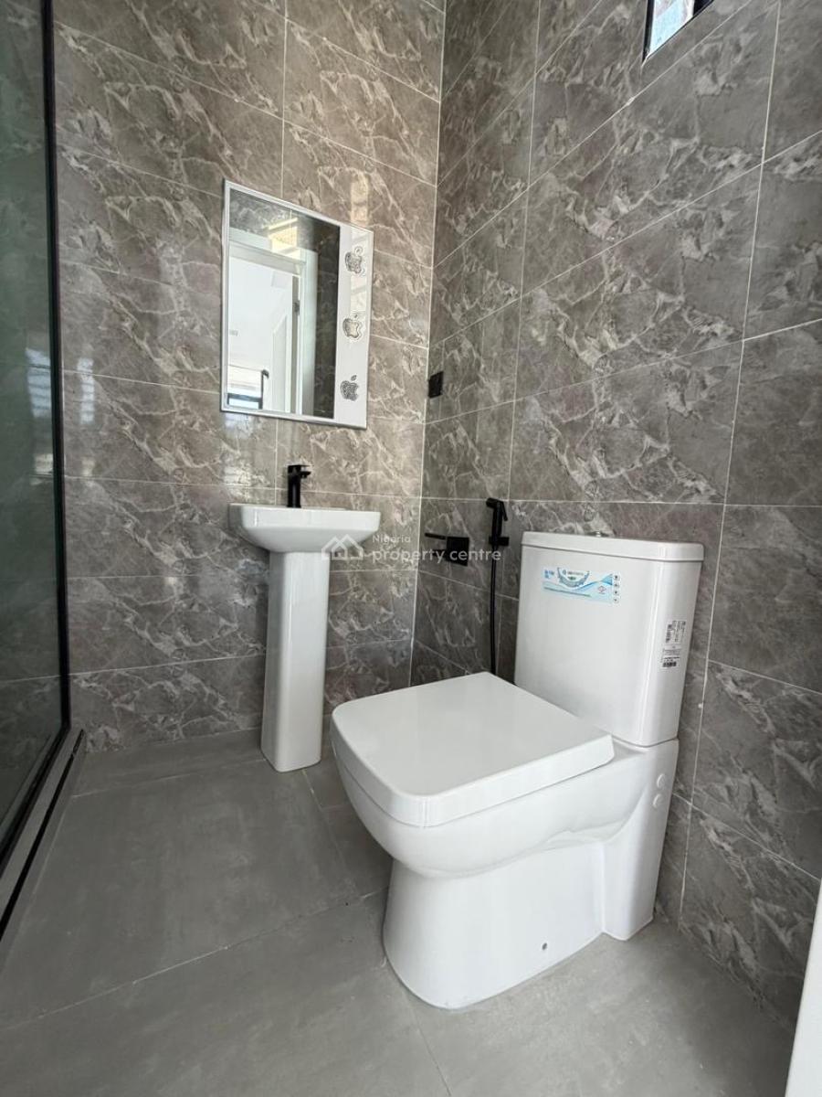 Luxurious Brand New 2 Bedroom Apartment, Ologolo, Lekki, Lagos, Flat / Apartment for Rent