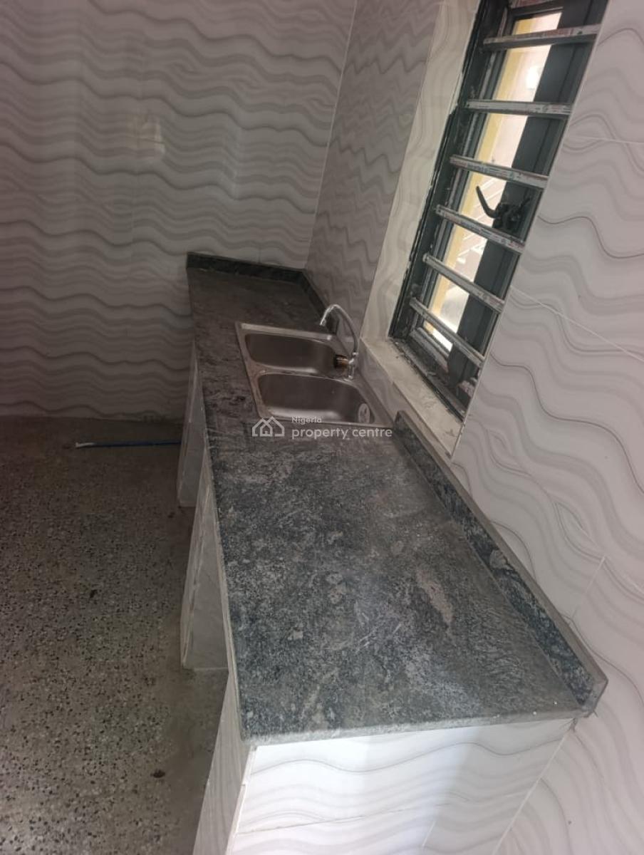 Newly Built Room Nd Parlor Selfcon in an Estate, Akala Estate, Akobo, Ibadan, Oyo, Mini Flat (room and Parlour) for Rent