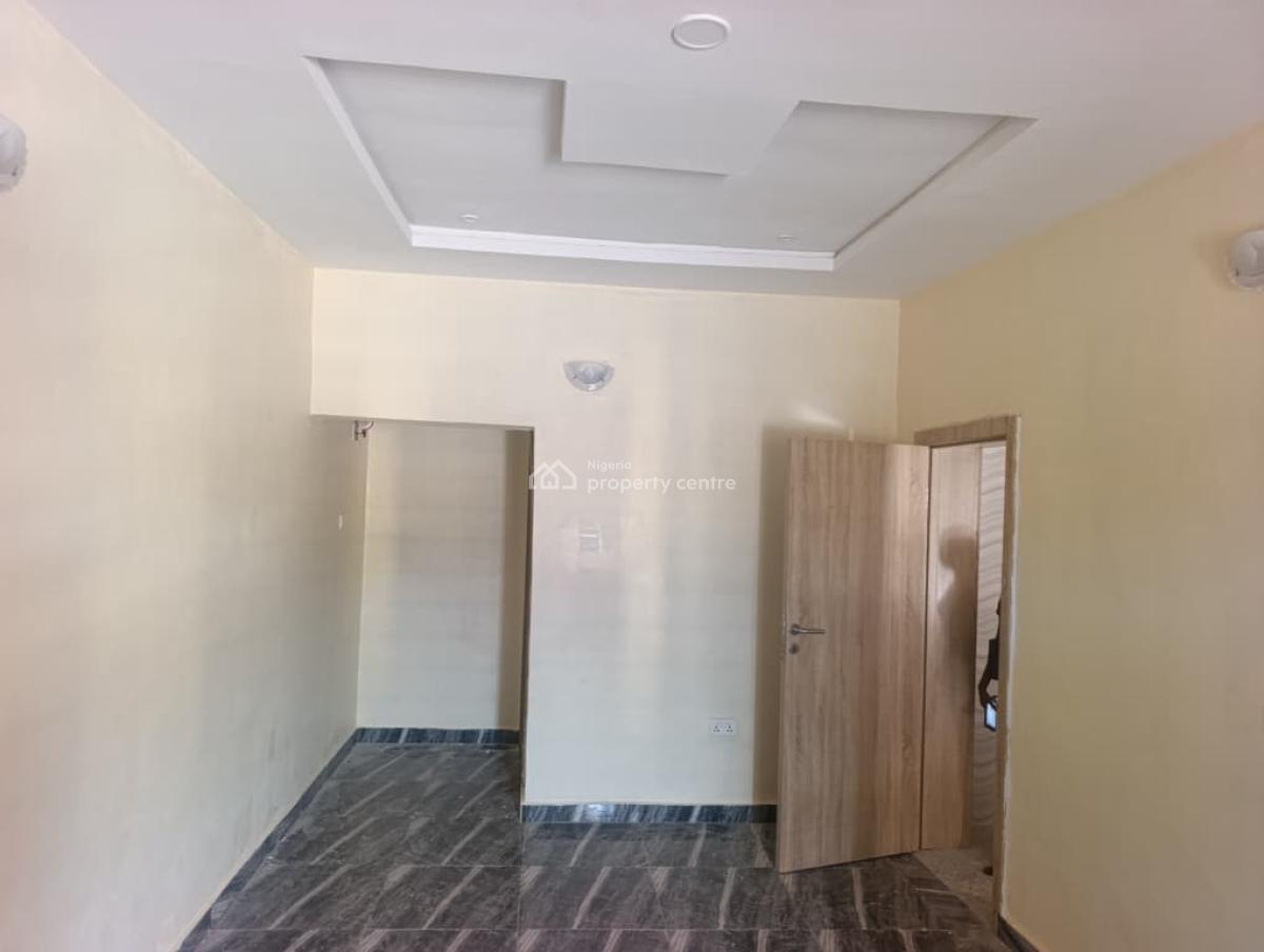 Newly Built Room Nd Parlor Selfcon in an Estate, Akala Estate, Akobo, Ibadan, Oyo, Mini Flat (room and Parlour) for Rent