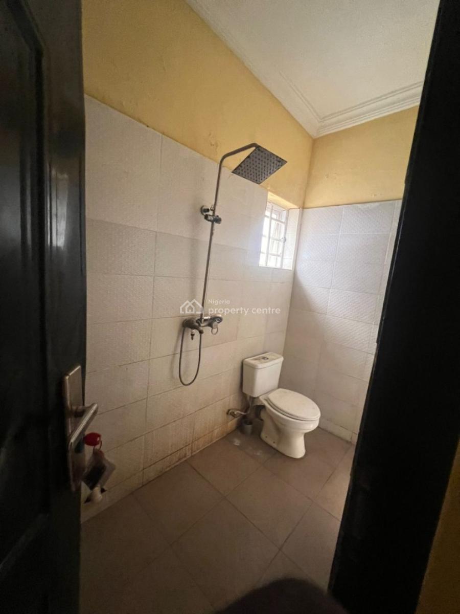 2 Bedroom Apartment, Ilaje, Ajah, Lagos, Flat / Apartment for Rent