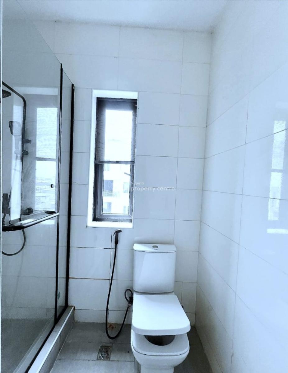 Nicely Built 2 Bedroom Apartment with a Room Bq, Lekki Phase 1, Lekki, Lagos, Flat / Apartment for Sale