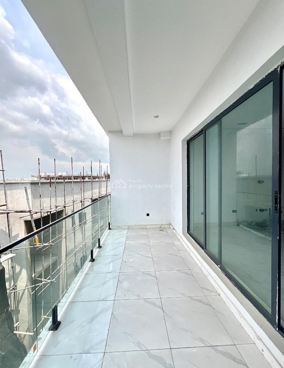 Nicely Built 2 Bedroom Apartment with a Room Bq, Lekki Phase 1, Lekki, Lagos, Flat / Apartment for Sale