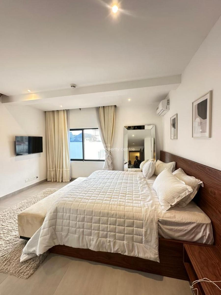 Modern Luxury 2 Bedroom Apartment with Swimming Pool, Gym , Elevator, Lekki Phase 1, Lekki, Lagos, Flat / Apartment for Sale