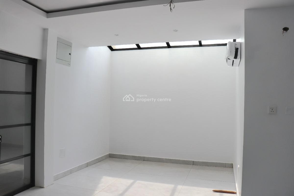 4 Bedroom Townhouse with 1 Room Help Quarters., Jaiye Balogun Street., Parkview, Ikoyi, Lagos, House for Sale