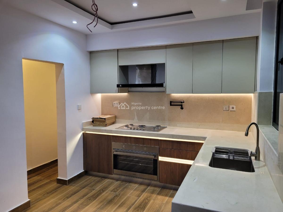 4 Bedroom Townhouse with 1 Room Help Quarters., Jaiye Balogun Street., Parkview, Ikoyi, Lagos, House for Sale