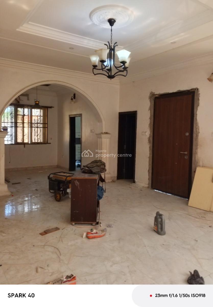 Luxury Massive 4 Bedroom Bungalow. 2 Tenants in The Compound Clos 2 Exp, Abule-parapo, Awoyaya, Ibeju Lekki, Lagos, Detached Bungalow for Rent