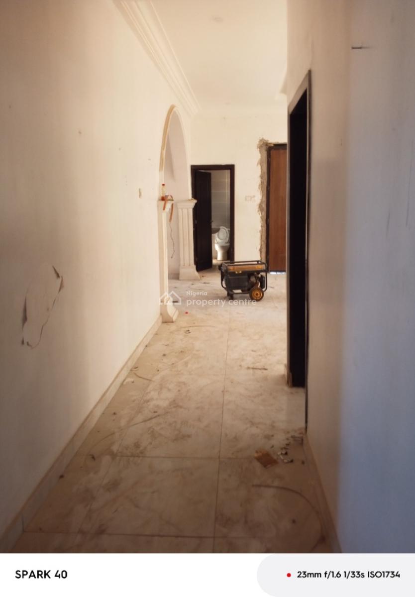 Luxury Massive 4 Bedroom Bungalow. 2 Tenants in The Compound Clos 2 Exp, Abule-parapo, Awoyaya, Ibeju Lekki, Lagos, Detached Bungalow for Rent