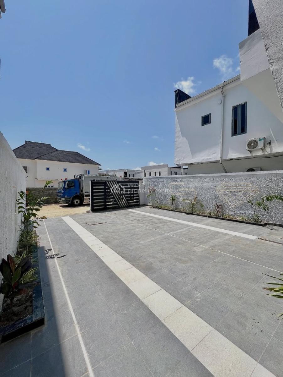 Stunning 5 Bedroom Detached Duplex with Swimming Pool and Bq, Ikota, Lekki, Lagos, Detached Duplex for Sale