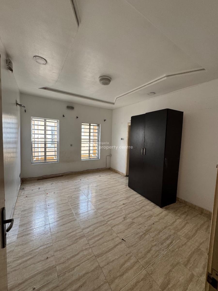 Self Contain, Chevy View Estate, Lekki Expressway, Lekki, Lagos, Self Contain (single Rooms) for Rent