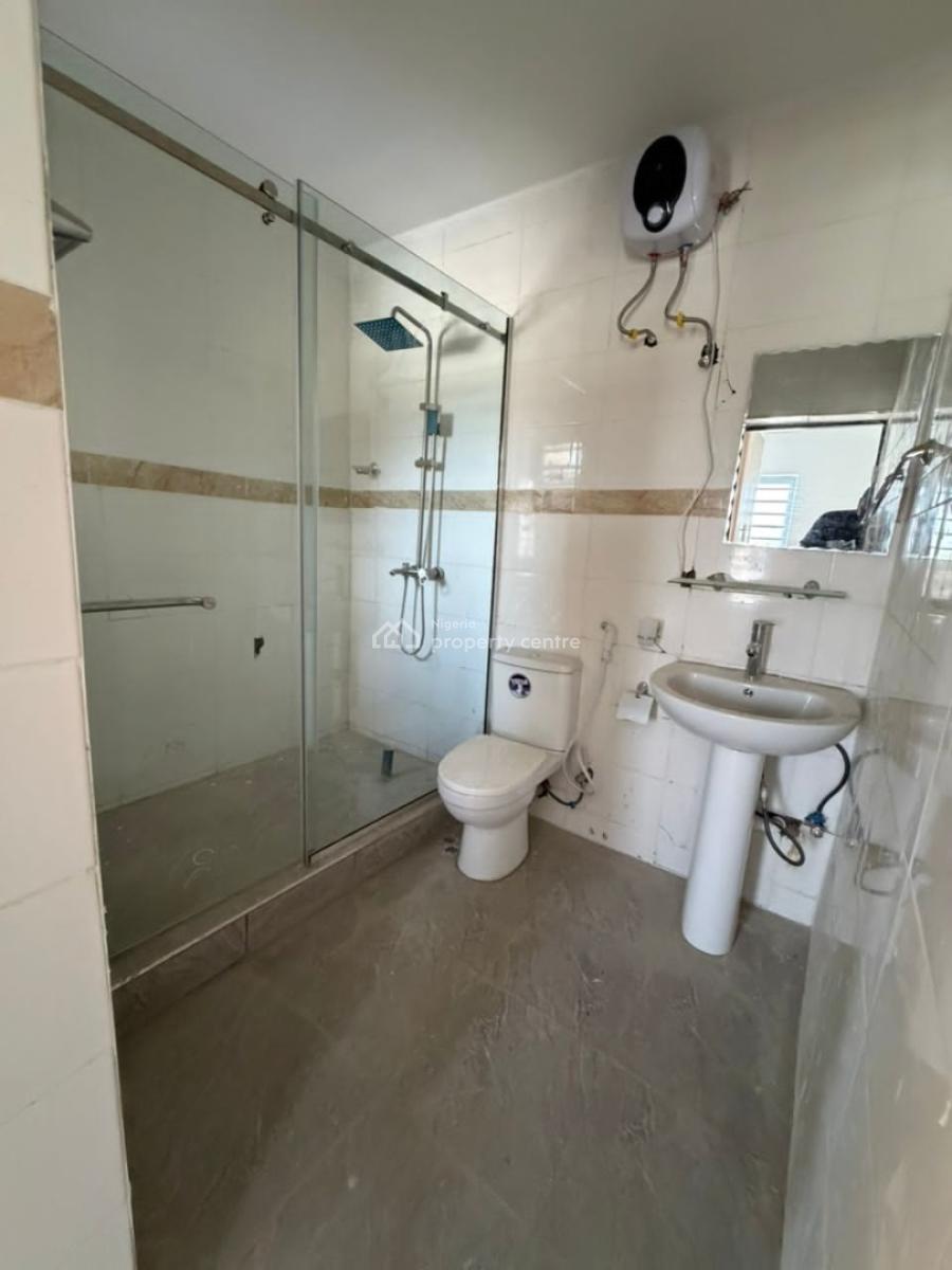 Well Serviced 1  Bedroom Apartment with Acs, Inverter and Elevator, Katampe, Abuja, Flat / Apartment for Sale