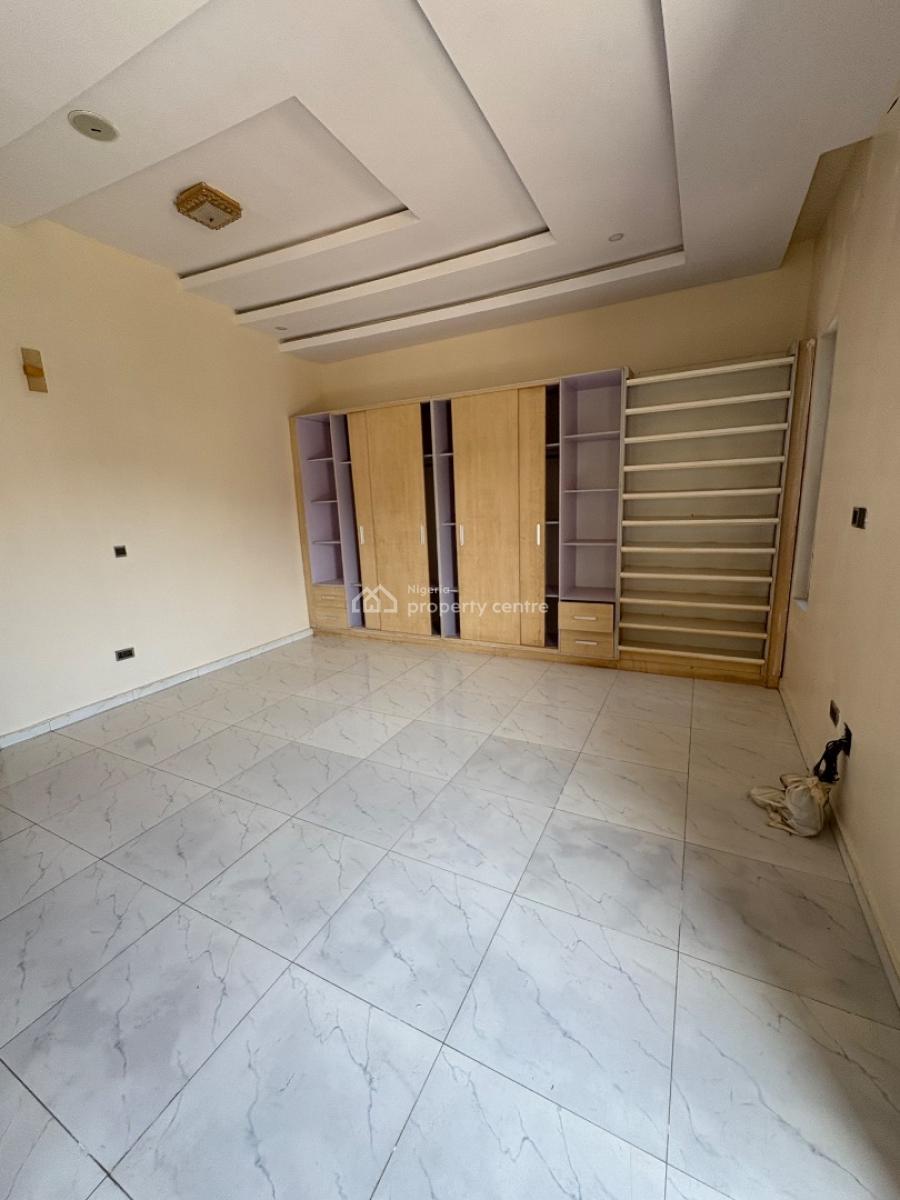 Master Room Shared Apartment, Ikota Gra Close to Gate, Lekki, Lagos, House for Rent