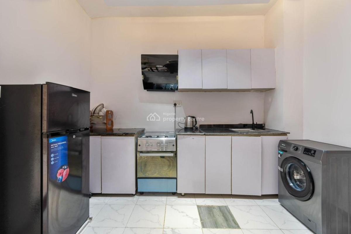 Luxury One Bedroom with Ps5, Lekki Phase 1, Lekki, Lagos, Flat / Apartment Short Let