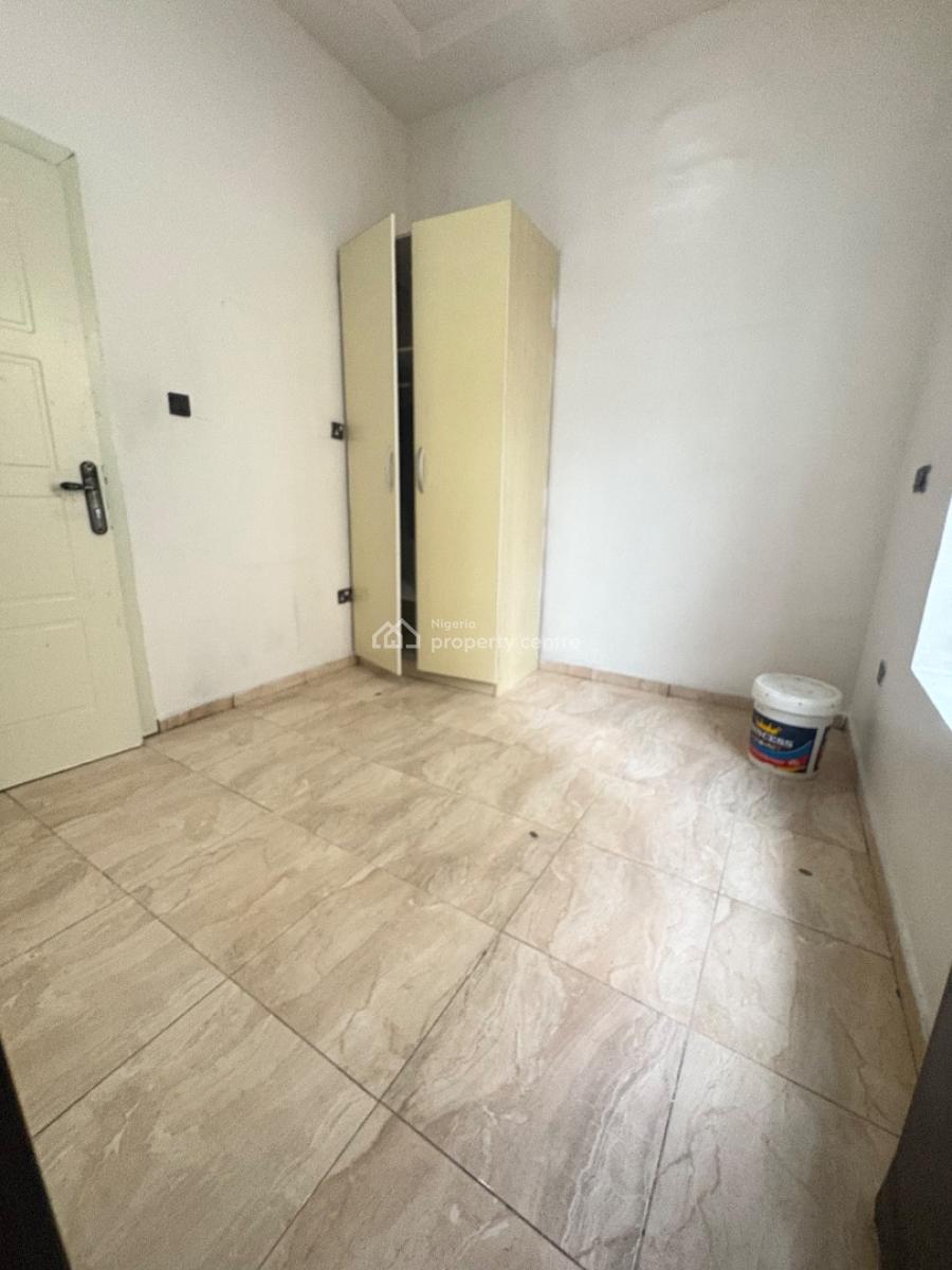 Single Room Shared Apartment, Ikota Villa Road 24, Ikota, Lekki, Lagos, Flat / Apartment for Rent