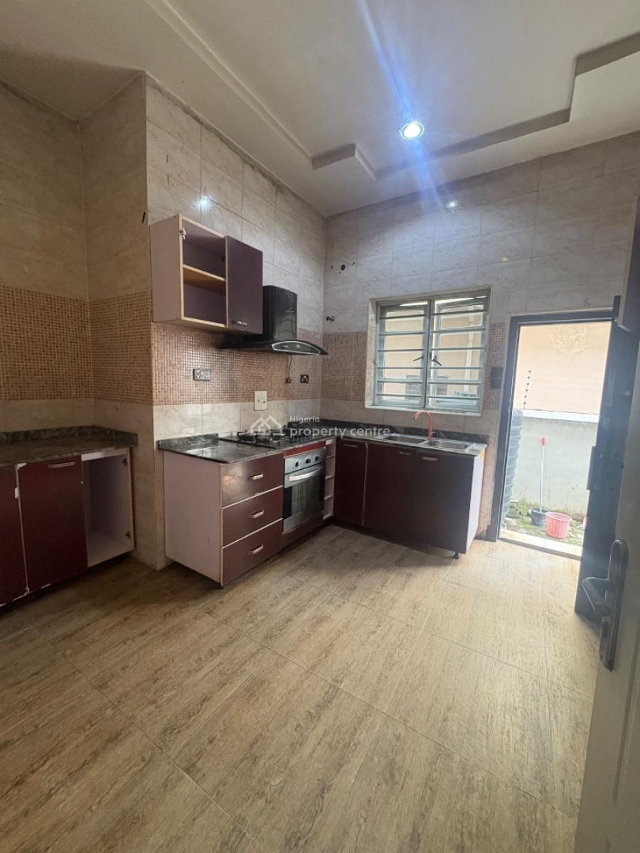 Single Room Shared Apartment, Ikota Villa Road 24, Ikota, Lekki, Lagos, Flat / Apartment for Rent