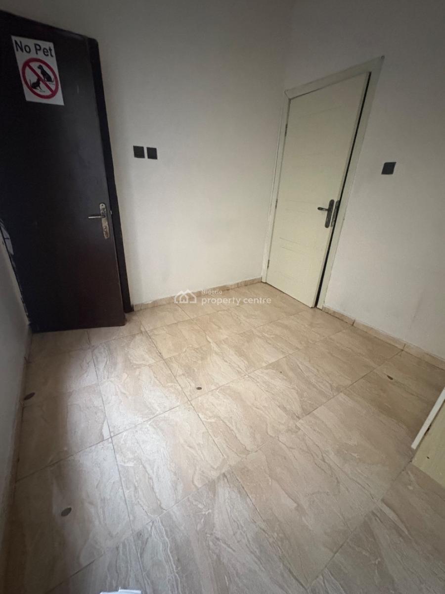 Single Room Shared Apartment, Ikota Villa Road 24, Ikota, Lekki, Lagos, Flat / Apartment for Rent