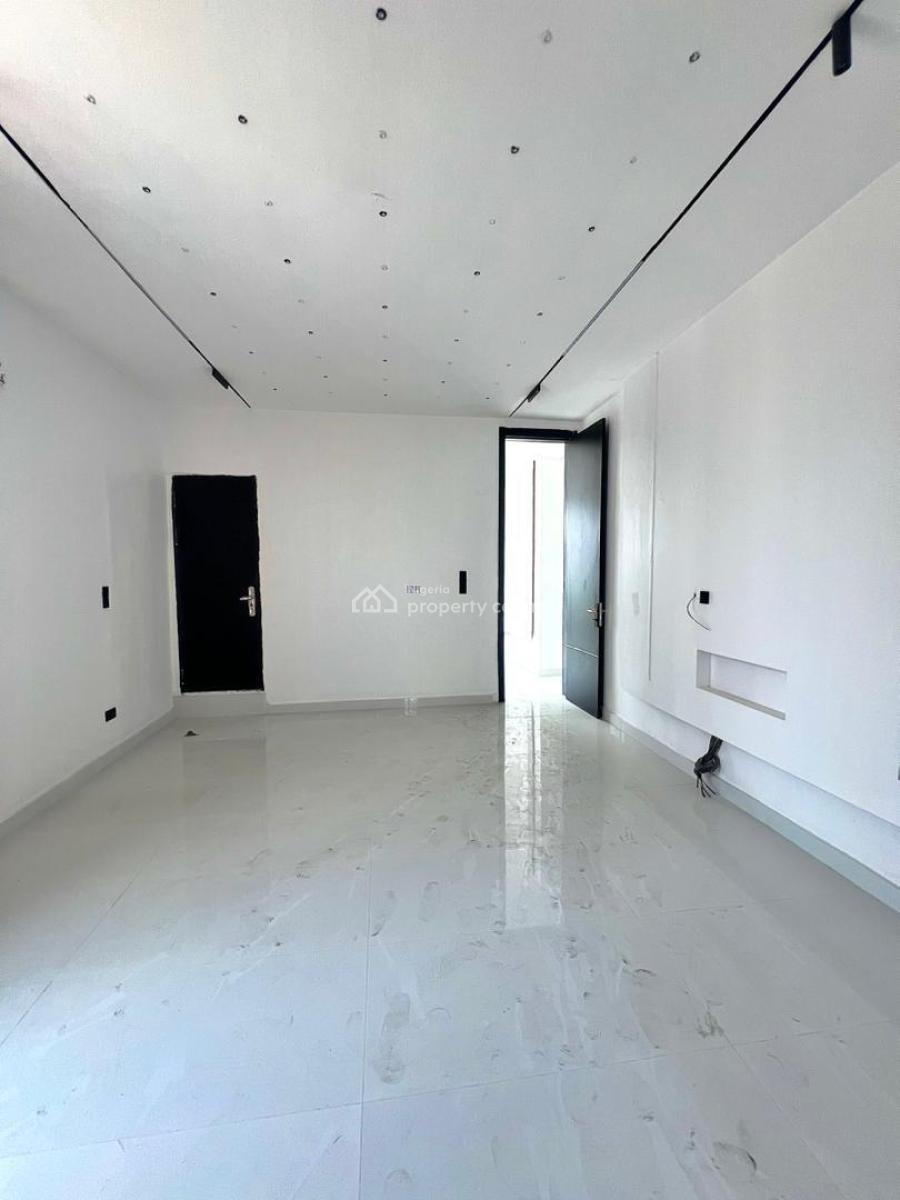 Beautiful and Spacious 5 Bedroom Fully Detached House with Bq, Chevron, Lekki, Lagos, House for Sale