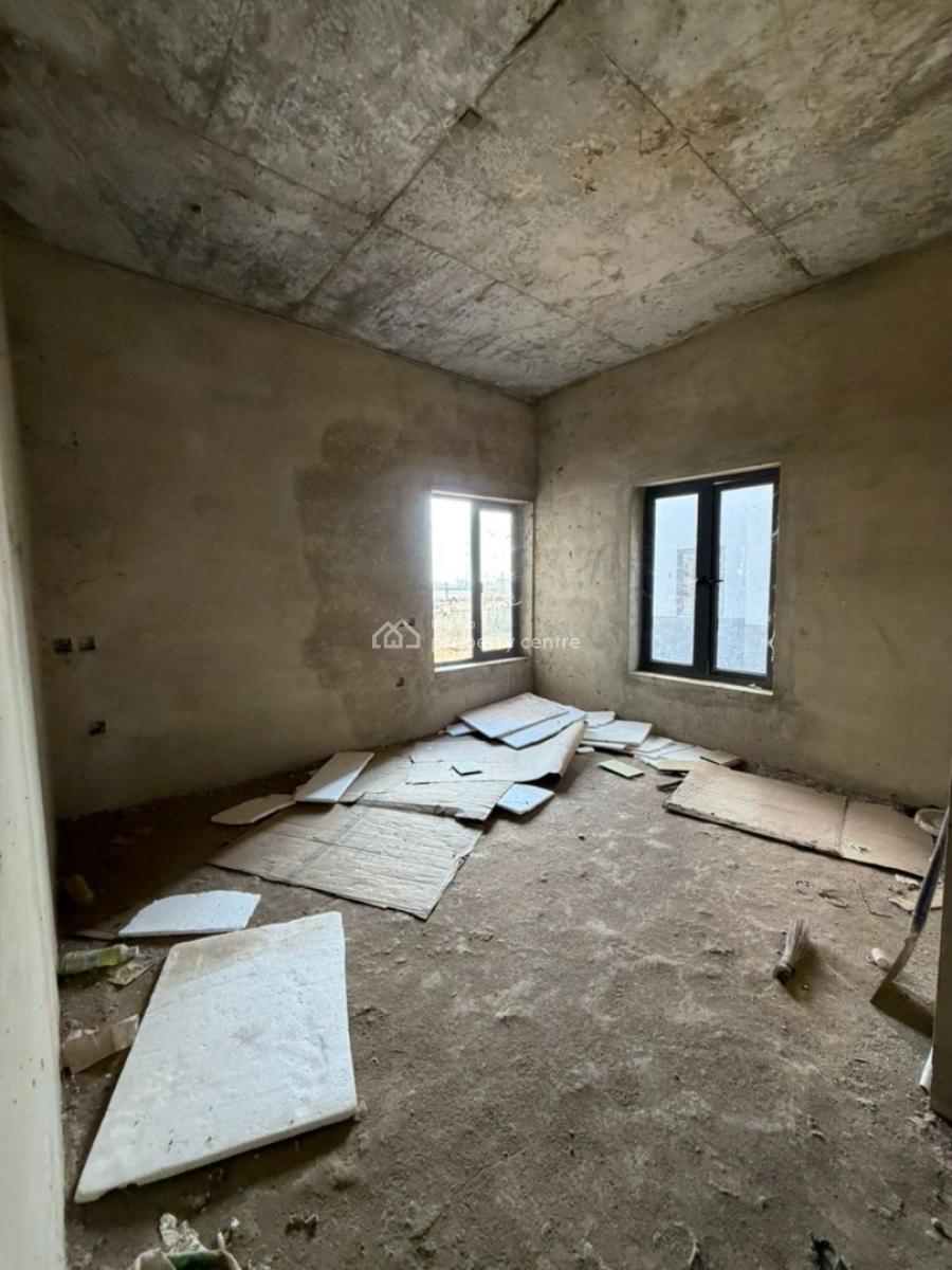 Nice 3 Bedroom Apartment, Lugbe District, Abuja, Flat / Apartment for Sale