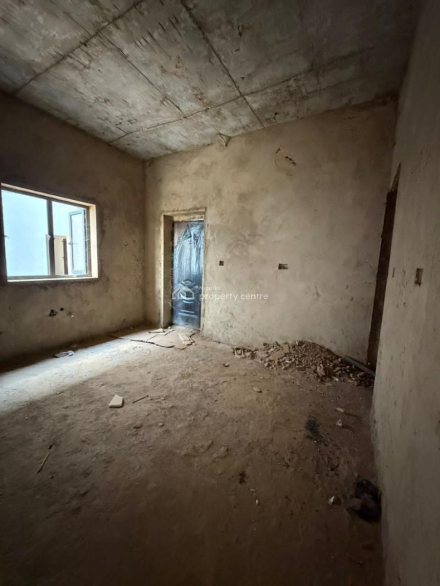 Nice 3 Bedroom Apartment, Lugbe District, Abuja, Flat / Apartment for Sale