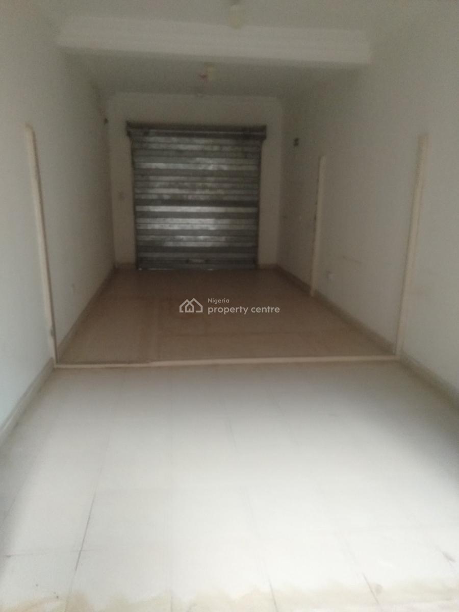 Spacious Plaza Shop Available, 1st Avenue, Gwarinpa, Abuja, Shop for Rent