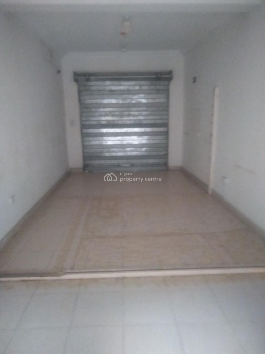 Spacious Plaza Shop Available, 1st Avenue, Gwarinpa, Abuja, Shop for Rent