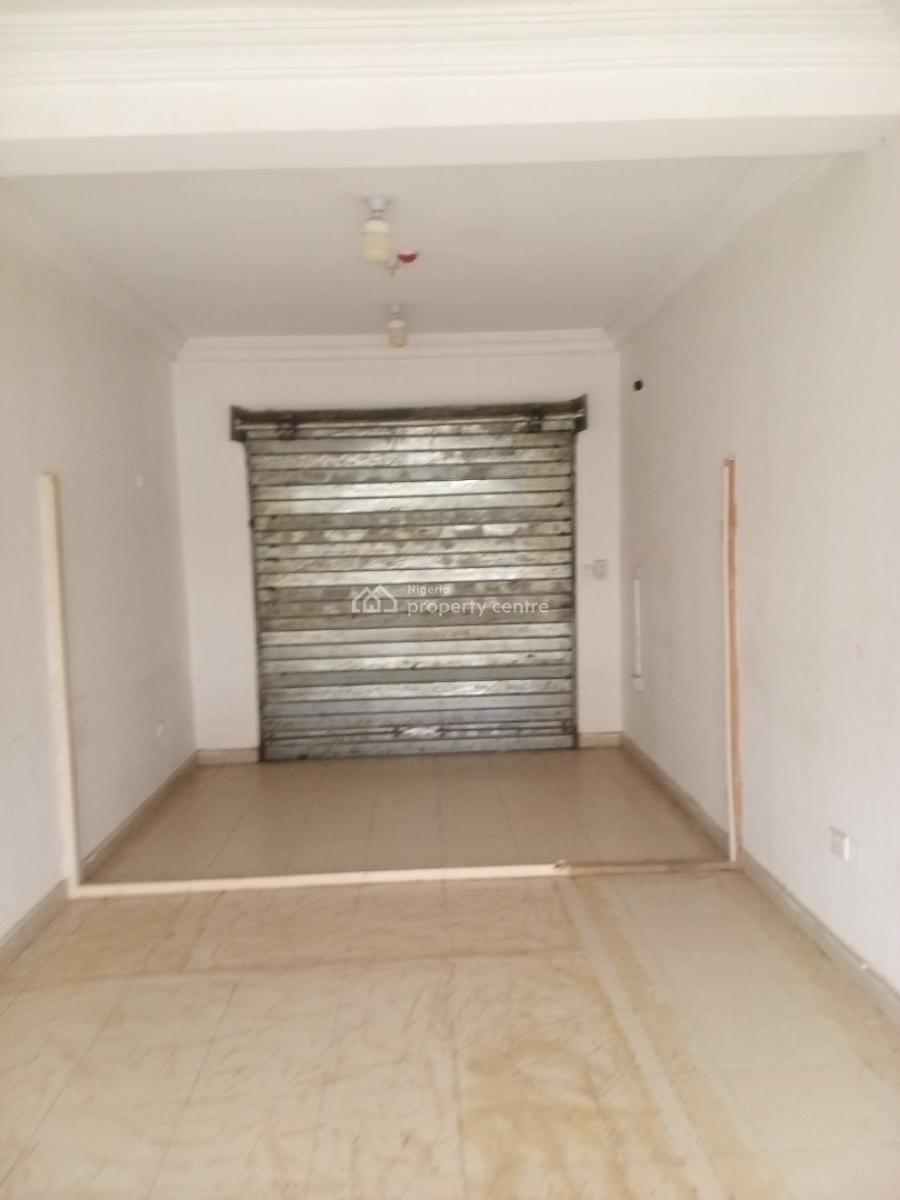 Spacious Plaza Shop Available, 1st Avenue, Gwarinpa, Abuja, Shop for Rent