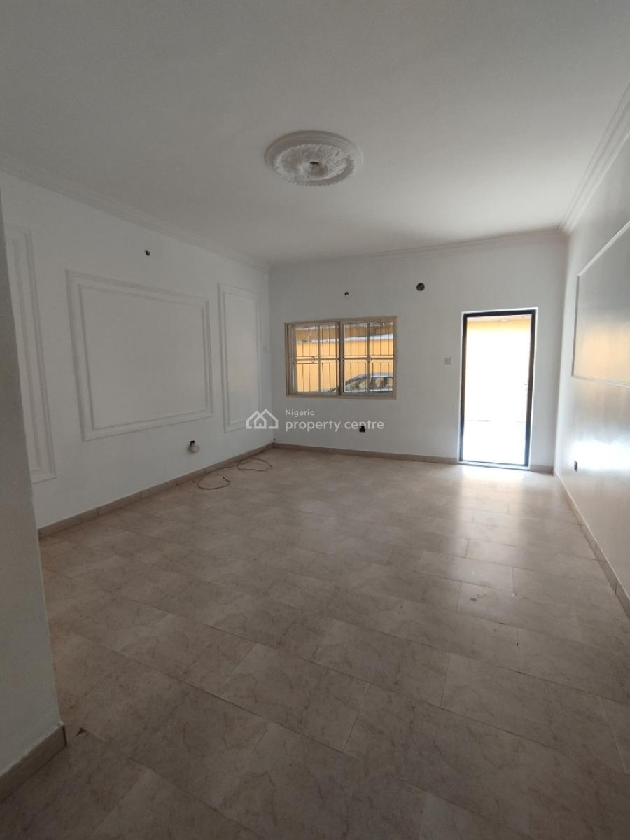 Spacious Massive Lurxuy 2 Bedroom Flat, Fubara Dublin  Alpha Beach Road, Lekki, Lagos, Block of Flats for Sale