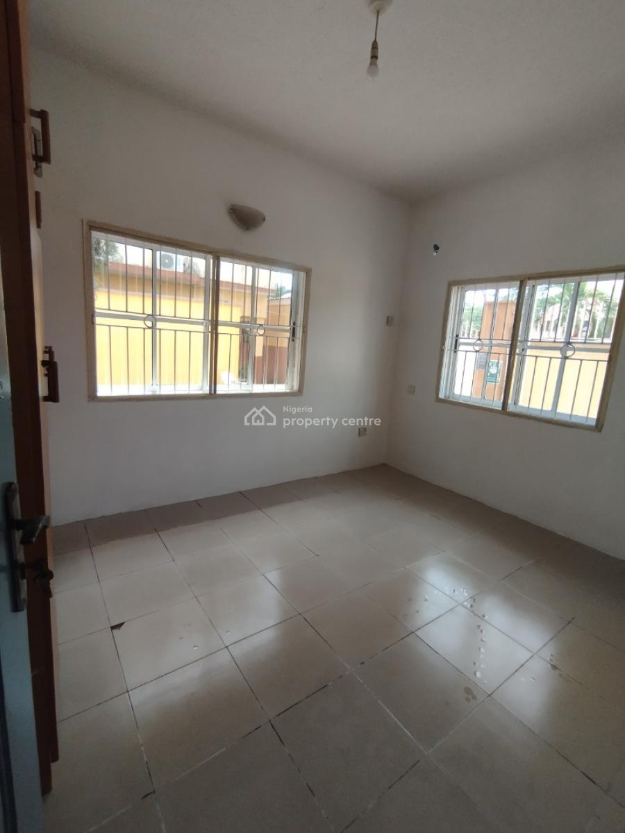 Spacious Massive Lurxuy 2 Bedroom Flat, Fubara Dublin  Alpha Beach Road, Lekki, Lagos, Block of Flats for Sale