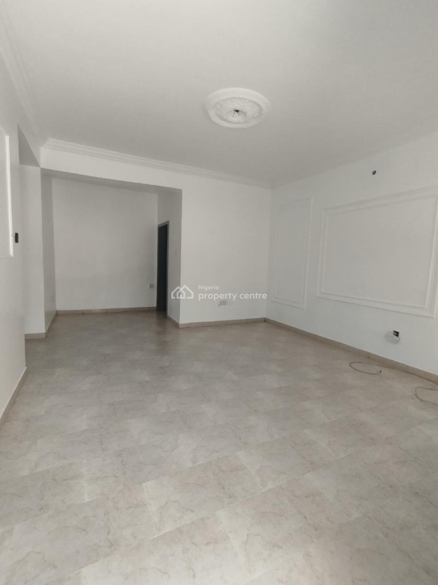 Spacious Massive Lurxuy 2 Bedroom Flat, Fubara Dublin  Alpha Beach Road, Lekki, Lagos, Block of Flats for Sale