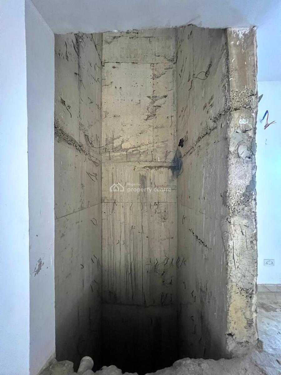 Premium Office Spaces Spread Across 3 Floors with Elevator Access, Chevron Lekki, Lekki, Lagos, Office Space for Sale