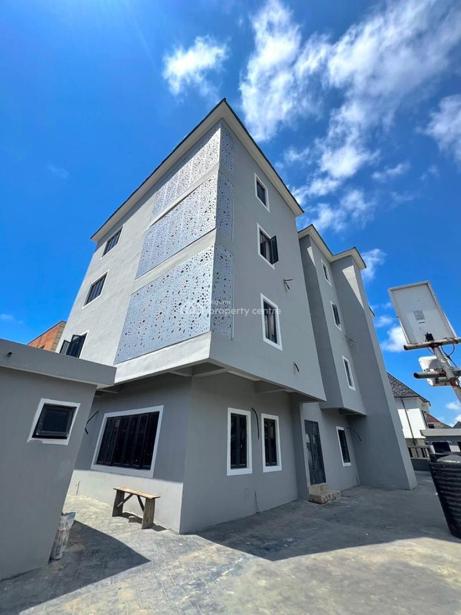 Premium Office Spaces Spread Across 3 Floors with Elevator Access, Chevron Lekki, Lekki, Lagos, Office Space for Sale