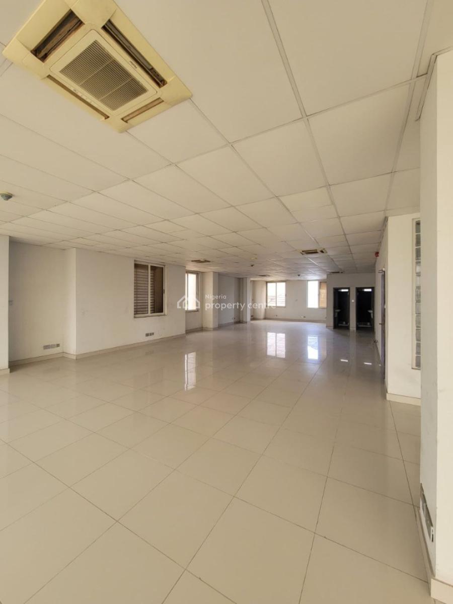 Commercial Space 946 Sqm Available, Victoria Island (vi), Lagos, Office Space for Rent