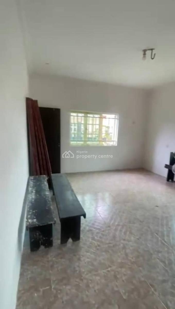Lovely 3 Bedroom Flat, Soluyi, Gbagada, Lagos, Flat / Apartment for Rent