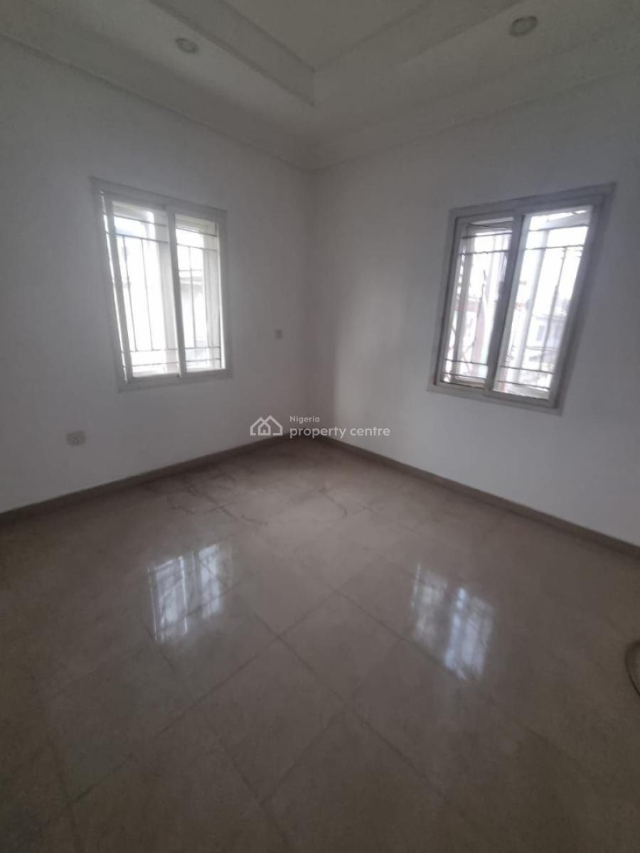 Commercial Space Available, Lekki Expressway, Lekki, Lagos, Commercial Property for Rent